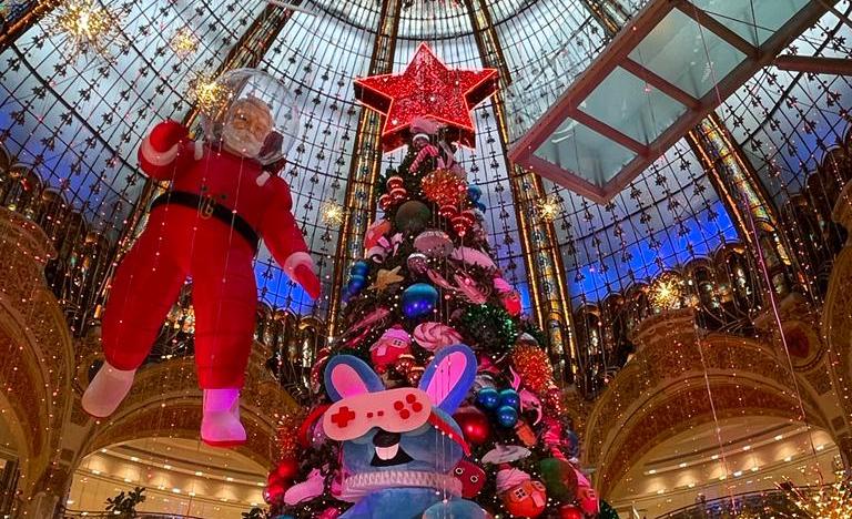 Galeries Lafayette brings Parisians into a true New Year's fairy tale ...